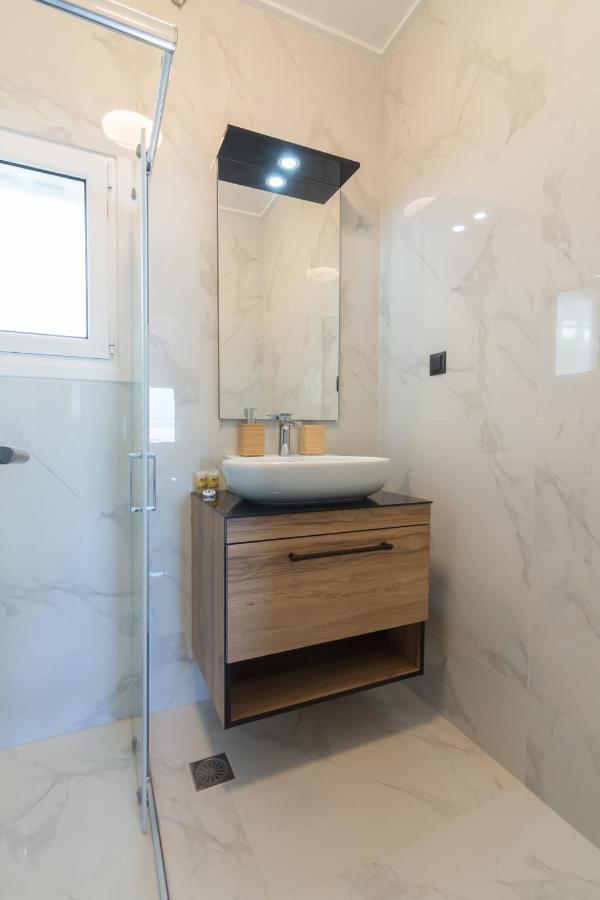 Acropolis View Apartment For 4 People Athen Eksteriør billede